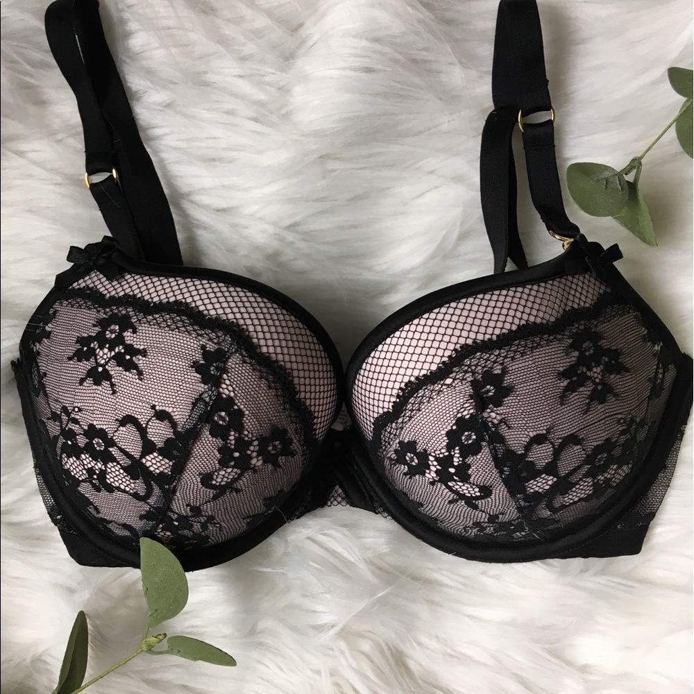 🎀VS padded Demi 🎀 great push up!